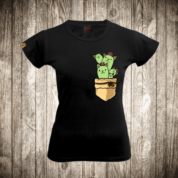 zenska majica boja crna slika kaktus 5 macka dzepni