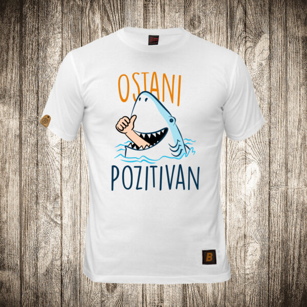 decija majica boja bela slika ajkula ostani pozitivan like leto
