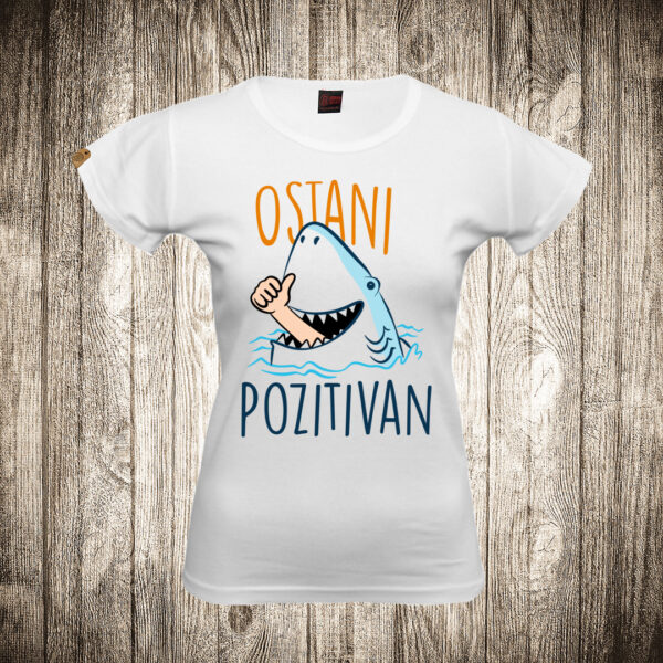 zenska majica boja bela slika ajkula ostani pozitivan like leto