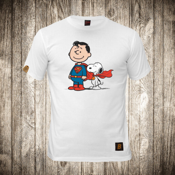 decija majica boja bela slika carli braun i snupi supermen