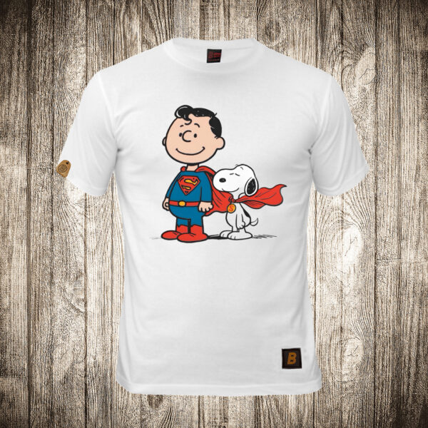 muska majica boja bela slika carli braun i snupi supermen