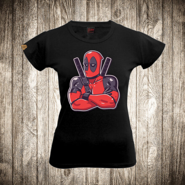 zenska majica boja crna slika deadpool 3