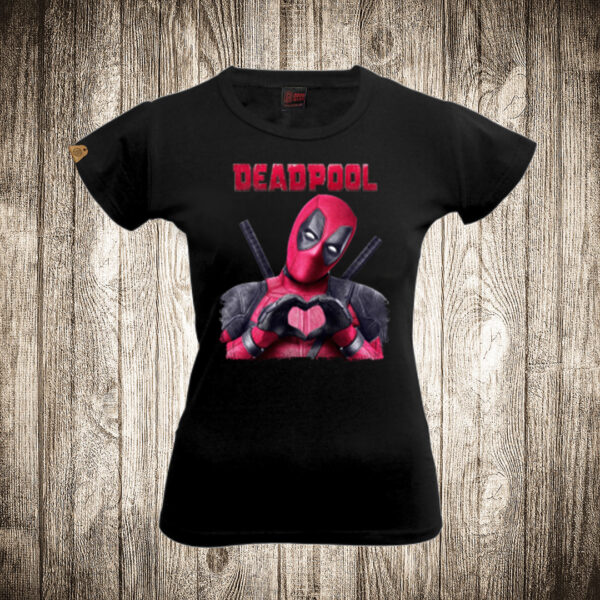 zenska majica boja crna slika deadpool 3