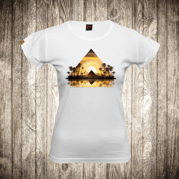 zenska majica boja bela slika egipat piramide