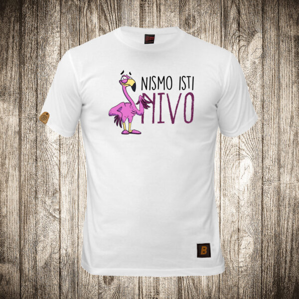 decija majica boja bela slika flamingos nismo isti nivo