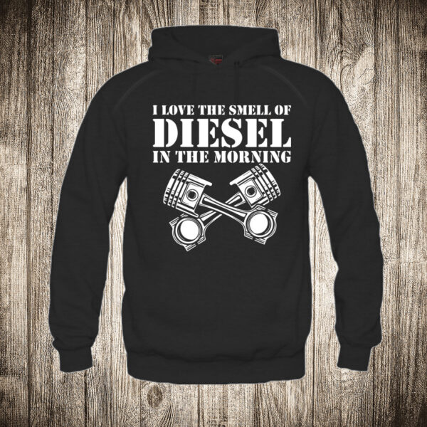 duks sa kapuljacom boja crna slika i love smell of diesel