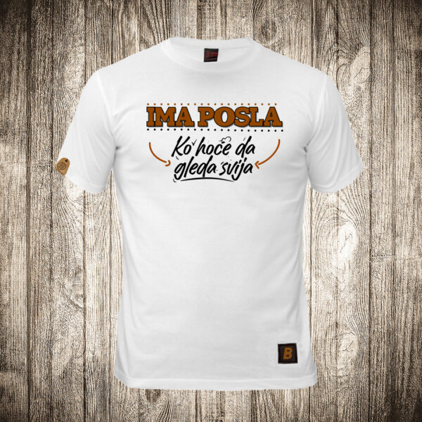 muska majica boja bela slika ima posla ko hoce da gleda svoje