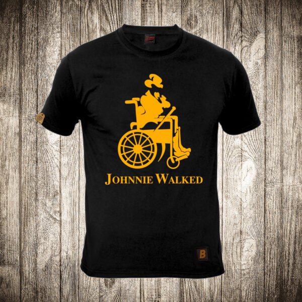 muska majica boja crna slika johnnie walked viski johnnie walker