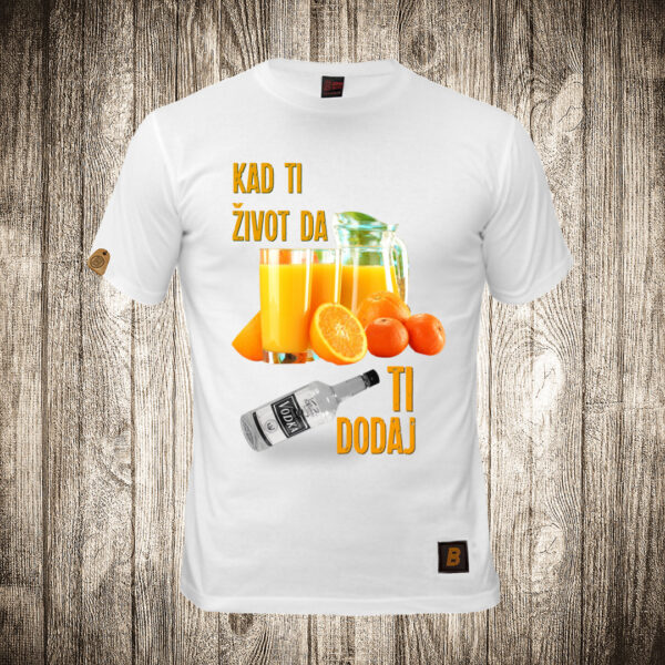 muska majica boja bela slika kad ti zivot da djus ti dodaj vodku