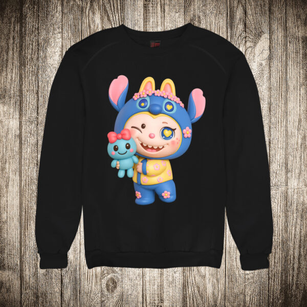 duks bez kapuljace boja crna slika labubu 23 u stich kostimu