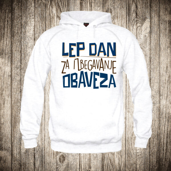 duks sa kapuljacom boja bela slika lep dan za izbegavanje obaveza