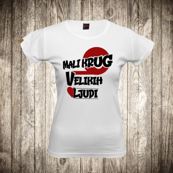 zenska majica boja bela slika mali krug velikih ljudi