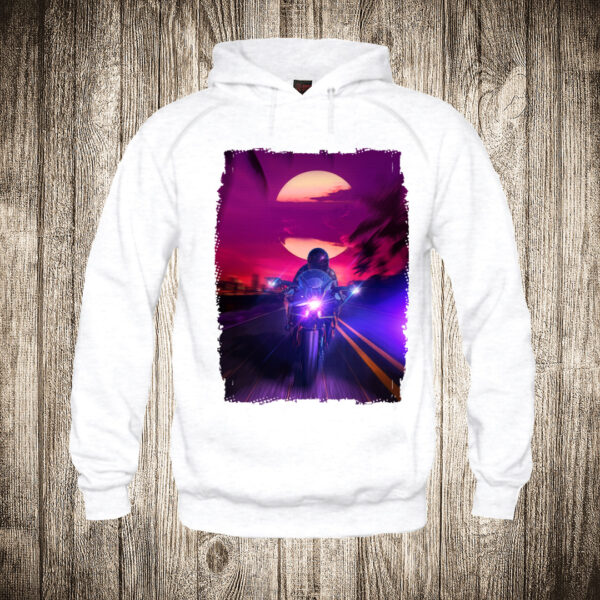 duks sa kapuljacom boja bela slika motorista sunset