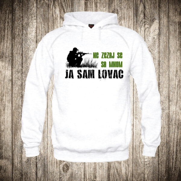duks sa kapuljacom boja bela slika ne zezaj se sa mnom ja sam lovac lov