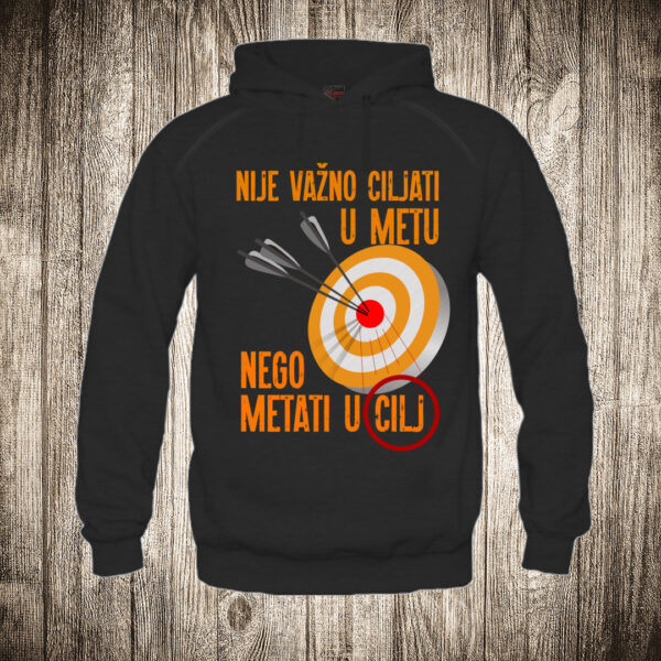 duks sa kapuljacom boja crna slika nije vazno ciljati u metu nego metati u cilj