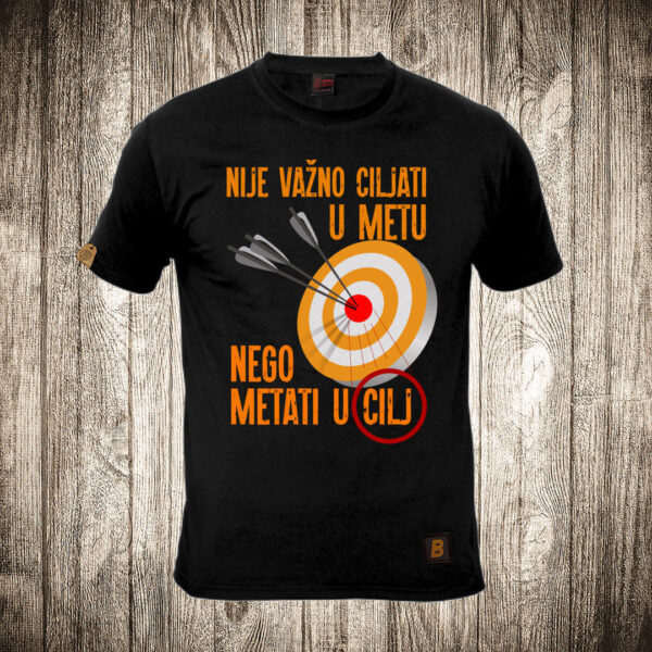 muska majica boja crna slika nije vazno ciljati u metu nego metati u cilj
