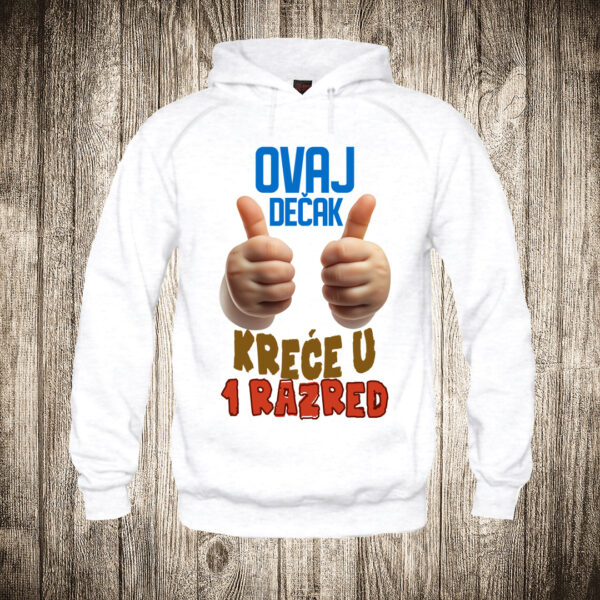 deciji duks boja bela slika ovaj decak krece u prvi razred skola