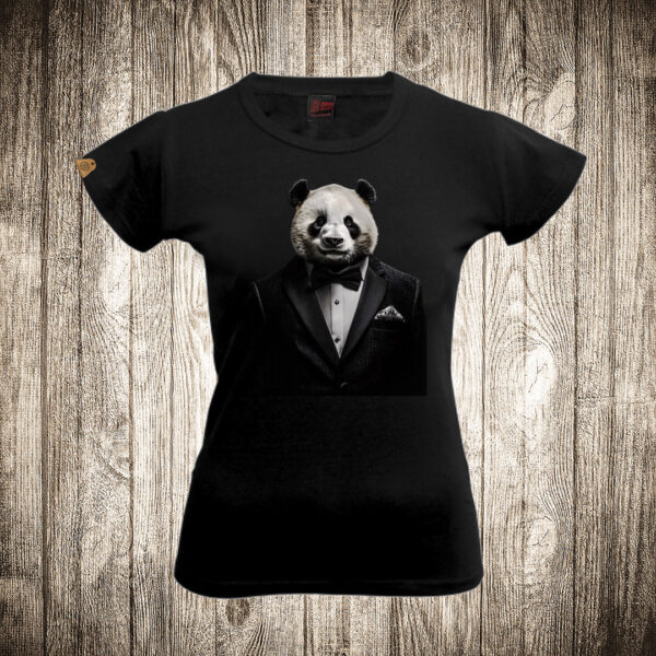 zenska majica boja crna slika panda nosi smoking odelo