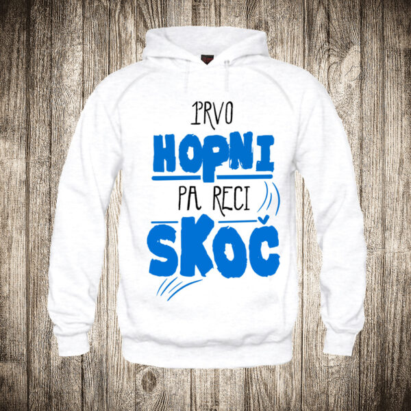 duks sa kapuljacom boja bela slika prvo hopni pa reci skoc