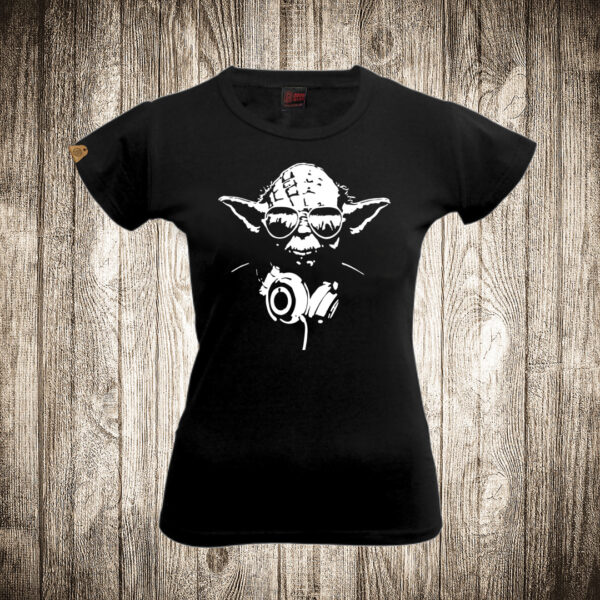 zenska majica boja crna slika ratovi zvezda 3 star wars joda