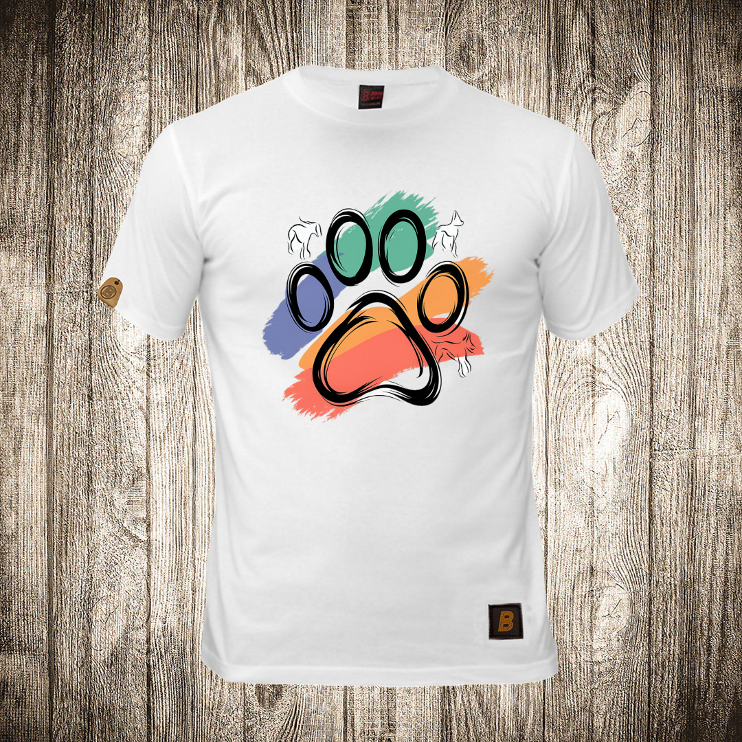 Muška majica bele boje sa motivom Šapa ( Pas ) šarena muska majica boja bela slika sapa pas sarena