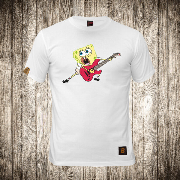 muska majica boja bela slika sundjer bob i gitara