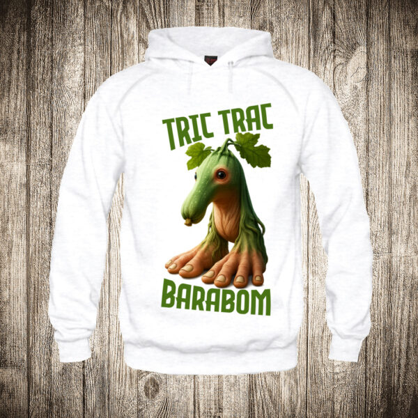 duks sa kapuljacom boja bela slika tric trac barabom brain rot