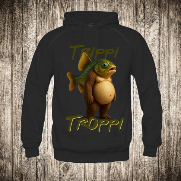 duks sa kapuljacom boja crna slika trippi troppi brain rot