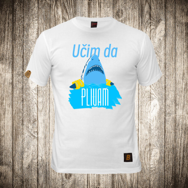 decija majica boja bela slika ucim da plivam ajkula more
